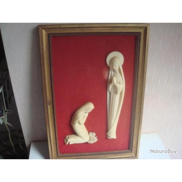 bas relief ancien, tableau 21 cm x 32 cm