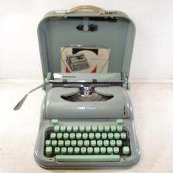Machine à écrire Hermès média 3, fabrication Suisse, Typewriter