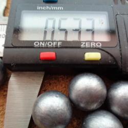 100 Balles ronde hyper-sphérique Calibre 54 ( .533 - 13,54mm ) 14,65 grammes , roulées graphitée