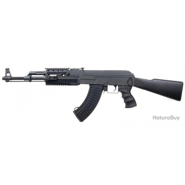 Kalashnikov AK47 tactical crosse pleine