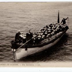 CPA -MARINE DE GUERRE UNE BALEINIÈRE N°1219