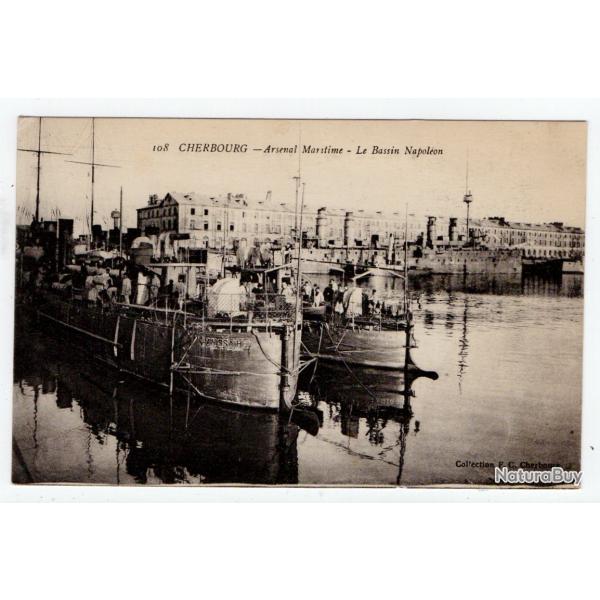 CPA - CHERBOURG -L'Arsenal Maritime- Le Bassin Napolon  N1212