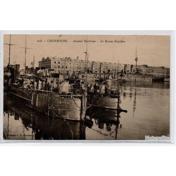 CPA - CHERBOURG -L'Arsenal Maritime- Le Bassin Napolon  N1286