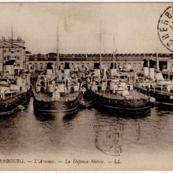 CPA - CHERBOURG -L'Arsenal - La Défense Mobile N°1212