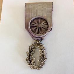 médaille d'Officier - Ordre des Palmes Académiques (1955)