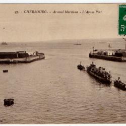 CPA - CHERBOURG - L'Arsenal Maritime -L'Avant Port  N°1214