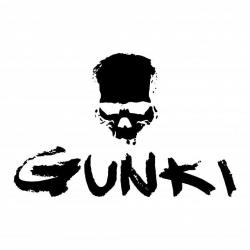2 sticker GUNKI ref 1 en 40 x 26 cm