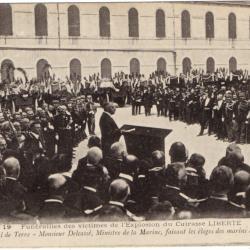 CPA - MARINE MILITAIRE - FUNÉRAILLES DES VICTIMES CATASTROPHE DU LIBERTE ARSENAL DE TERRE- N°3218