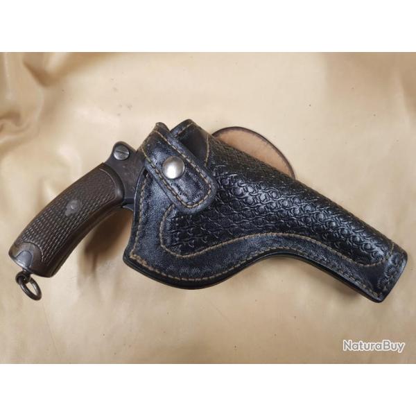 Holster en cuir pour revolver 8mm modle 1892 Franais droitier ou gaucher sur demande