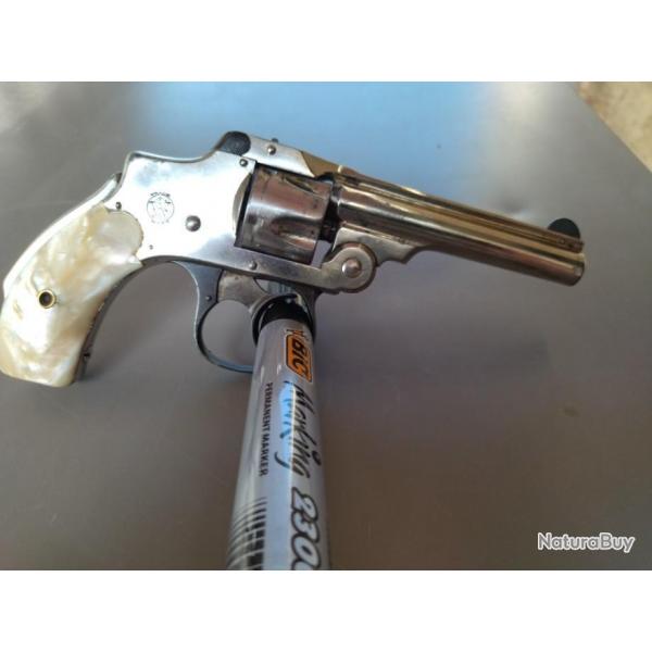 Smith & Wesson Safety 4Th model