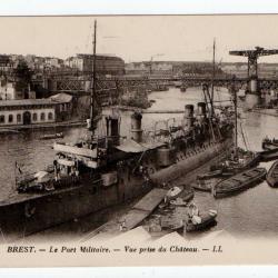 CPA - BREST-Le Port Militaire- Vue prise du Chateau N° 1185