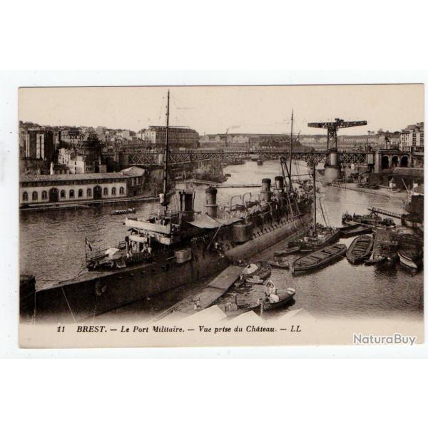 CPA - BREST-Le Port Militaire- Vue prise du Chateau N 1185