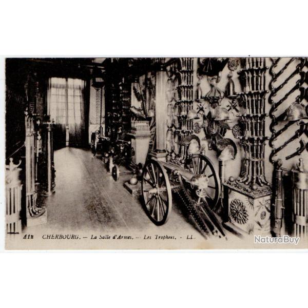 CPA - CHERBOURG - La Salle d'Armes Les Trophes N1217