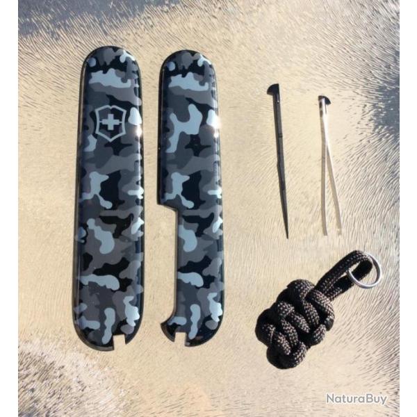 Neuf Ctes / Plaquettes Camouflage Navy - Original Swiss Victorinox 91mm + Accessoires multiples