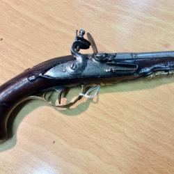 pistolet silex contre platine passant baguette cuivre signé henet A.Maastriekt hollande18ème 190w370