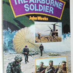Livre The Airborne soldier par J. Weeks et8