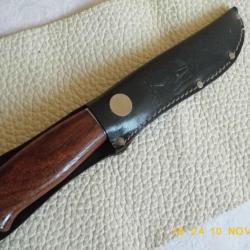 Brusletto "Hunter". Couteau de chasse de Norvège. Famous "Hunter" knife by Brusletto from Norway.