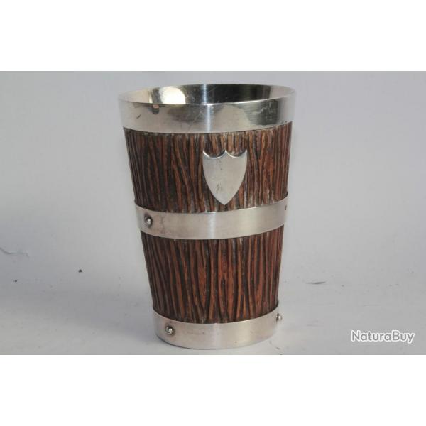 Gobelet de chasse bois sculpt