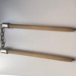 Nunchaku bois , chaîne en acier arme de défense