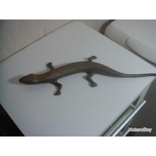 statuette reptile en bronze du XIXme longueur 35,5 cm