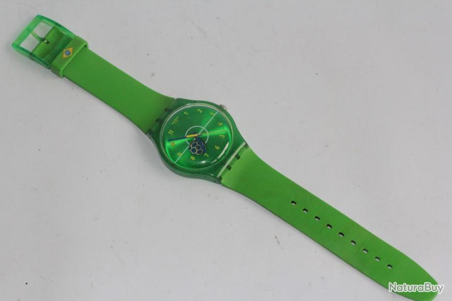 SWATCH Montre Swatch Football FIFA World Cup 2014 Brésil SUOZ175 -  Horlogerie (8592665)