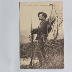 CPA Chasseur Alpin La garde en campagne Nicoud Grasse Militaria