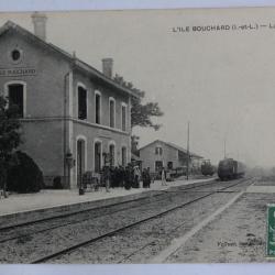 CPA Indre-et-Loire L'ile Bouchard La gare