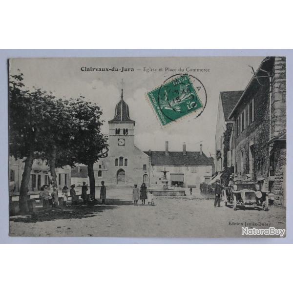 CPA Jura Clairvaux-du-Jura glise et Place du Commerce