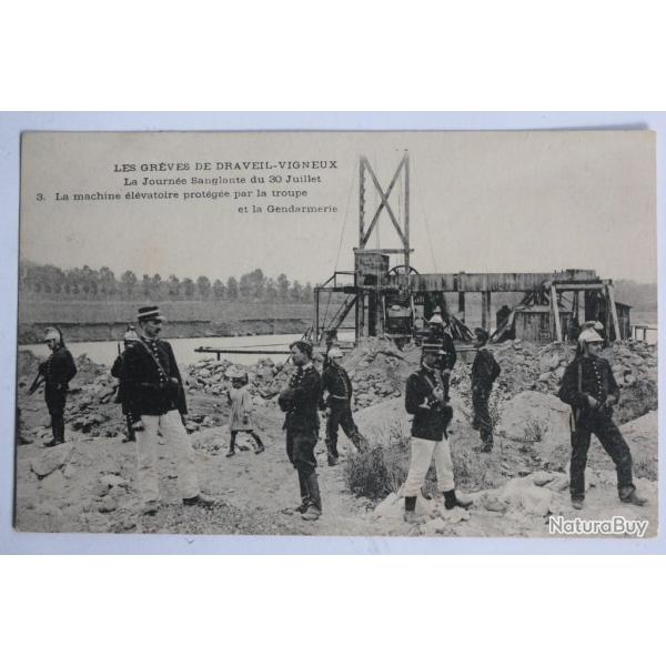 CPA Grves de Draveil-Vigneux Journe sanglante machine lvatoire