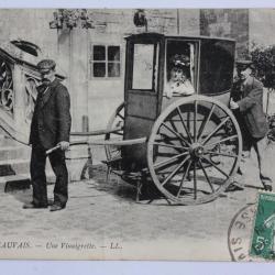 CPA Oise Beauvais Une vinaigrette Carriole à bras