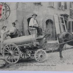 CPA Var Toulon Le torpilleur des rues