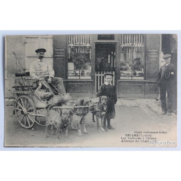 CPA Loiret Briare Les Voitures  Chiens Attelage du Charcutier
