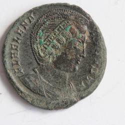 Monnaie romaine Hélène Centenionalis ou nummus