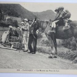 CPA Taninges La Montée au Praz-de-Lys Haute-Savoie