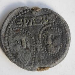 Cachet plomb pontifical pape Eugène IV Vatican XVe siècle