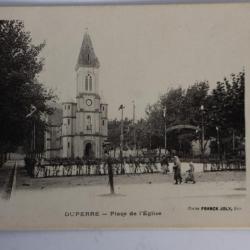 Carte postale ancienne Duperré Place de l'église Algérie