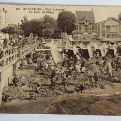 Carte postale ancienne Arcachon Côte d'argent Un coin de plage
