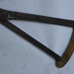 Ancien compas d'horloger