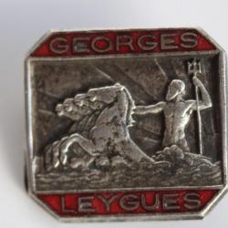 Insigne Georges LEYGUES Croiseur Arthus Bertrand