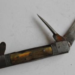 Ancien couteau Véritable Brossard