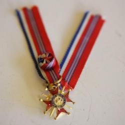 Médaille décoration Croix d'honneur Franco-Britannique réduction