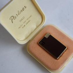 Briquets gaz PARTNER Half femme Objets du fumeur