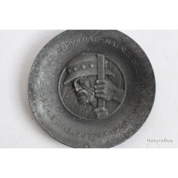 Coupelle Nol du Soldat 1942 sign HUGUENIN