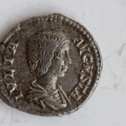 Monnaie Romaine Denier argent JULIA DOMNA (+217)