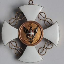Décoration Ordre de la Couronne d'Italie Croix de commandeur or émaillé