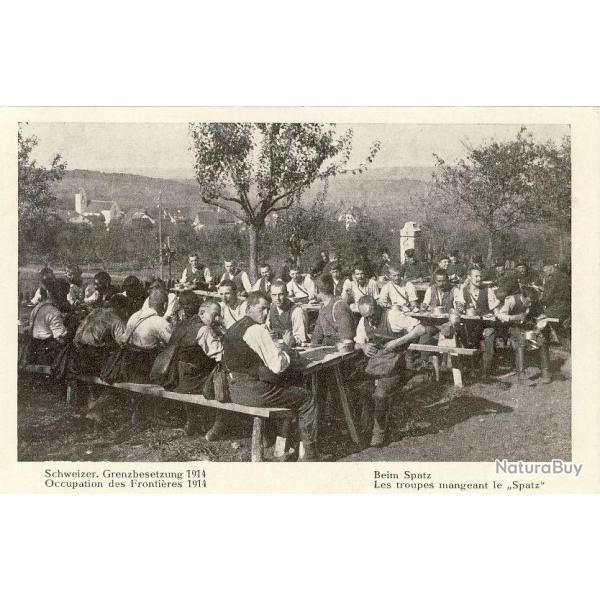 CPA Militaria Suisse Troupes mangeant le Spatz