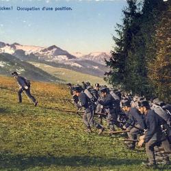 CPA militaria Armée Suisse Infanterie Vorrücken Occupation d'une position