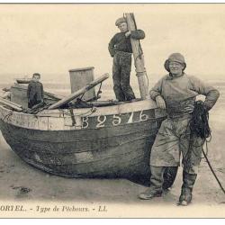 CPA 62 Pas de Calais Le Portel Bateau de pêcheurs