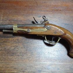 Pistolet réglementaire de cavalerie ou d'arçon à silex espagnol - modèle 1815 (modèle an 13) - TBE