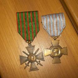lot croix de guerre 14/18 et croix du combattant